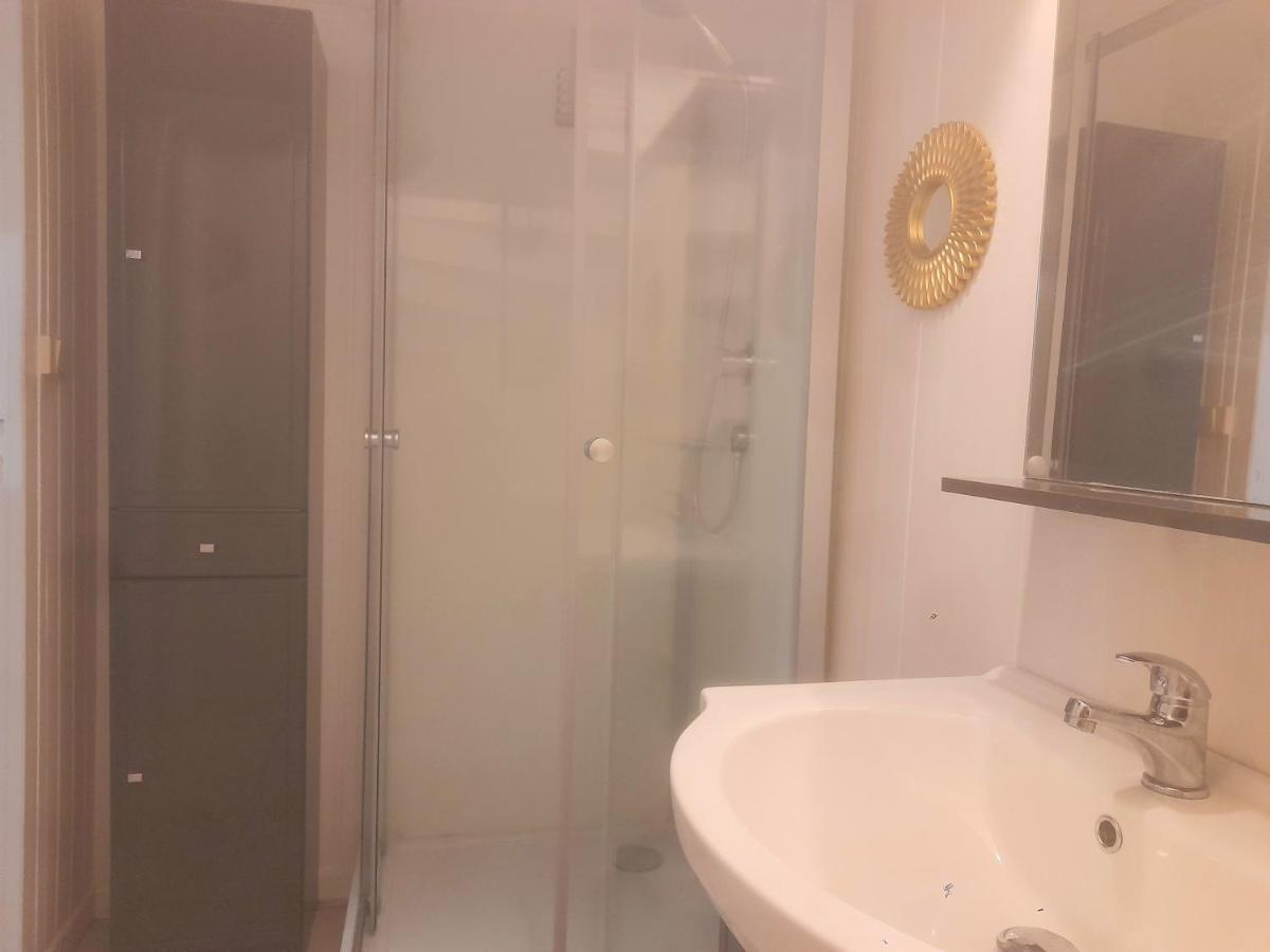 Le Fjord - Appartement Confort, Rez-De-Chaussee, Scandinave, Parking Gratuit Бурж Екстериор снимка